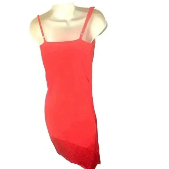 Form fitting vibrant colors mini dress. - Picture 7 of 8